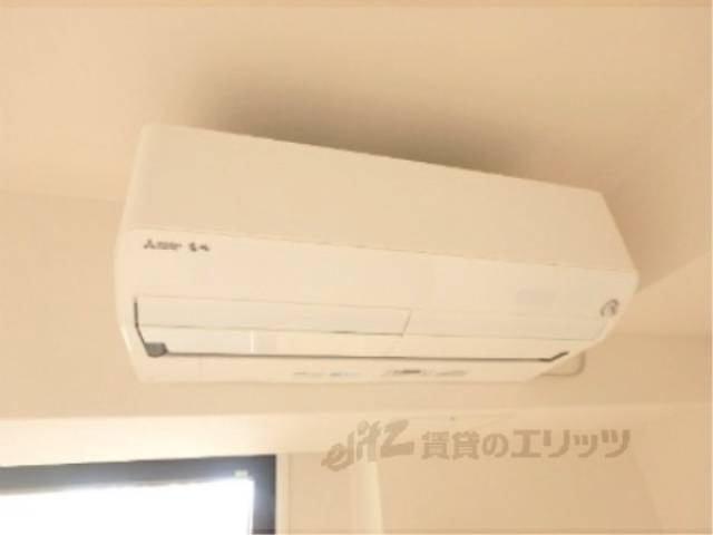 エアコン　リビング