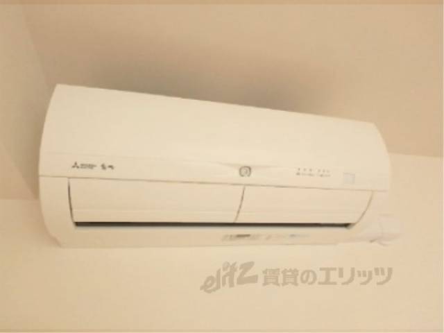 エアコン　リビング