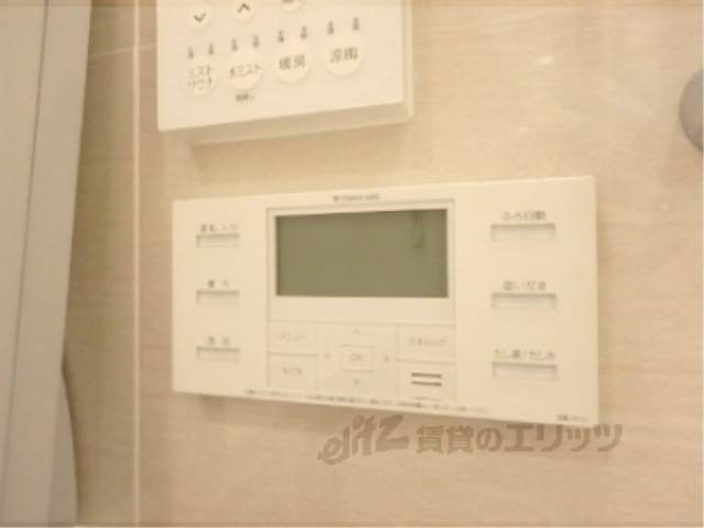 給湯器リモコン　浴室内