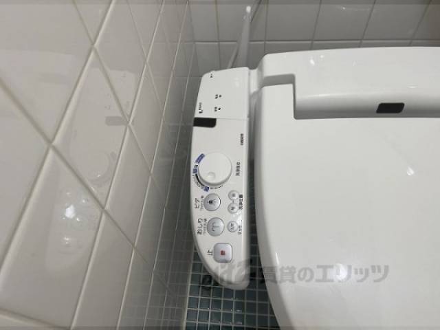 トイレ　ウォシュレット