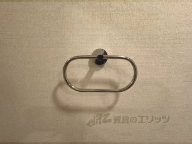 トイレ　タオル掛け