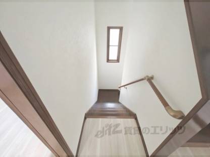 階段　１Ｆ→２Ｆ