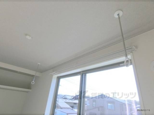 洋室　室内物干し