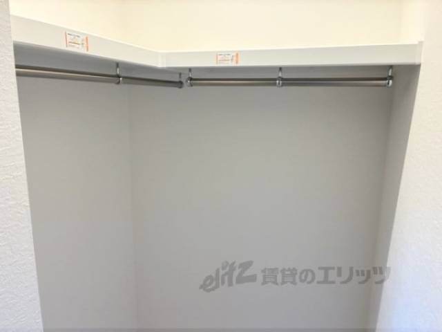 収納　ウォークインクローゼット