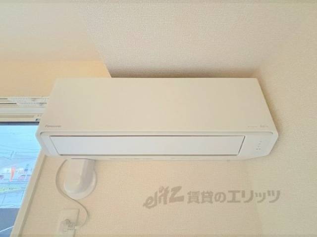 エアコン　リビング