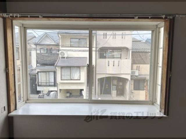 出窓