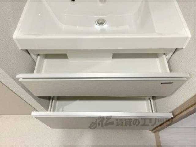 洗面所　下部収納