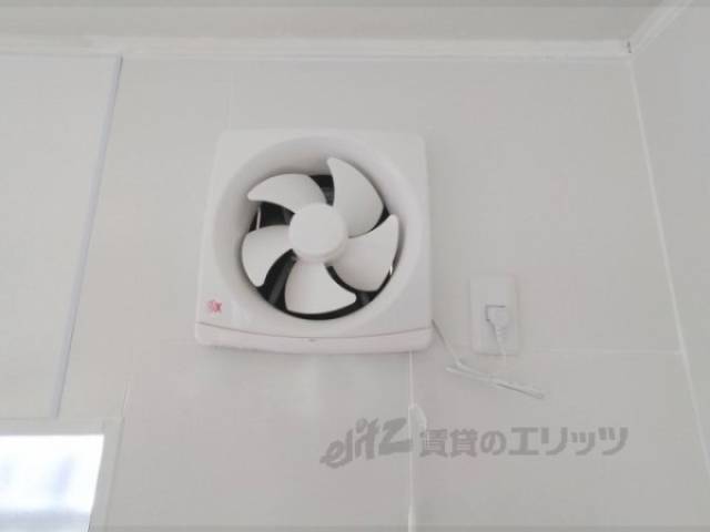 キッチン　換気扇