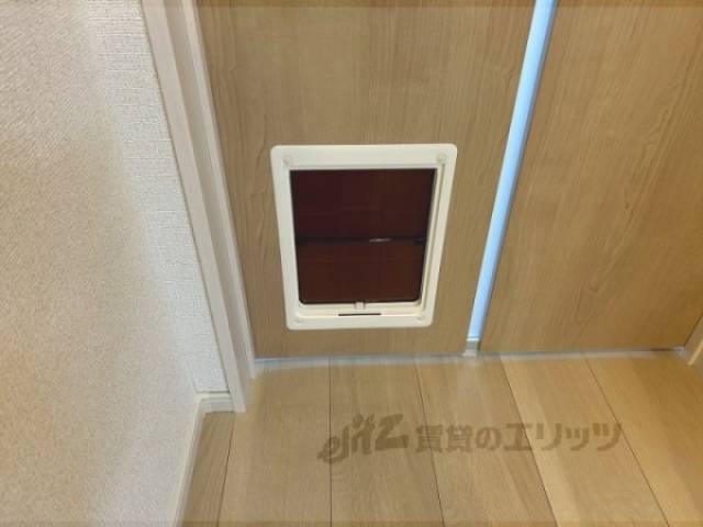 ドア(ペット通路)