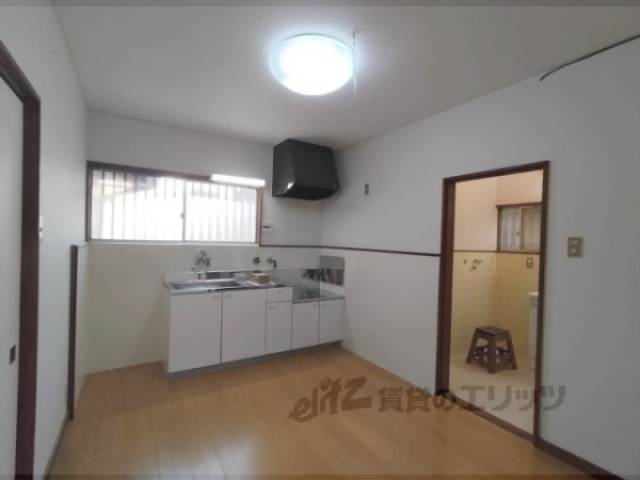 キッチン　ダイニング