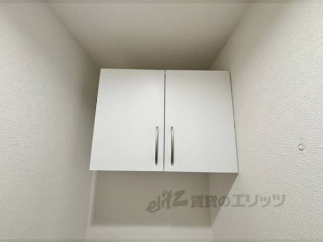 下駄箱　上部収納