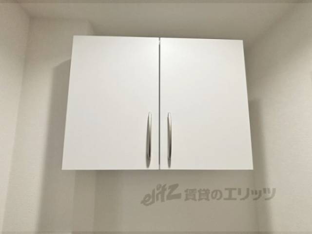 下駄箱　上部収納