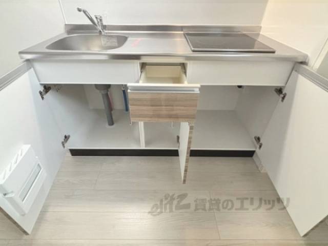 キッチン　下部収納