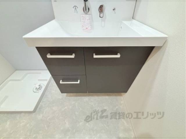 洗面所　下部収納
