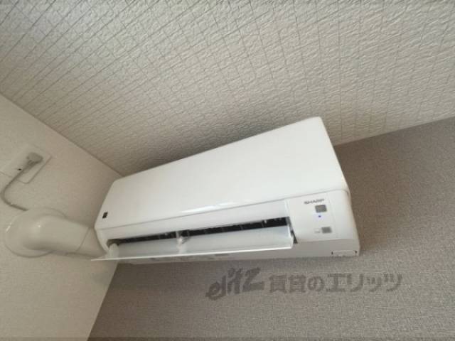 洋室　エアコン