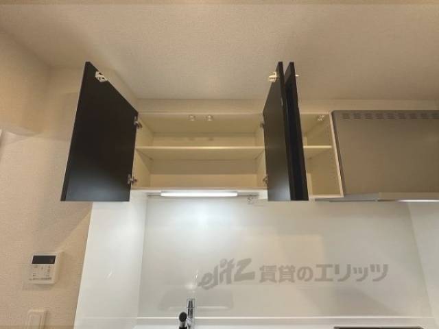 キッチン　キッチン上部収納