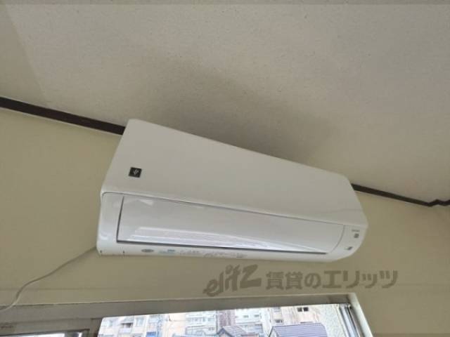 和室　エアコン