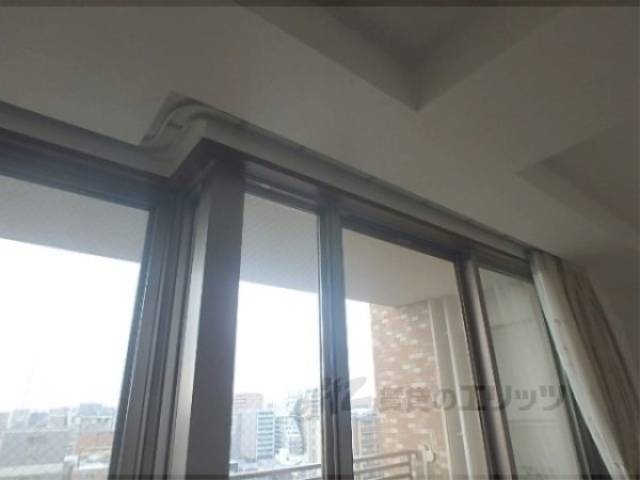 カーテンレール