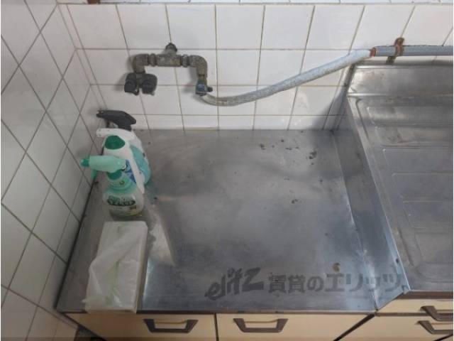 キッチン　コンロ置き場