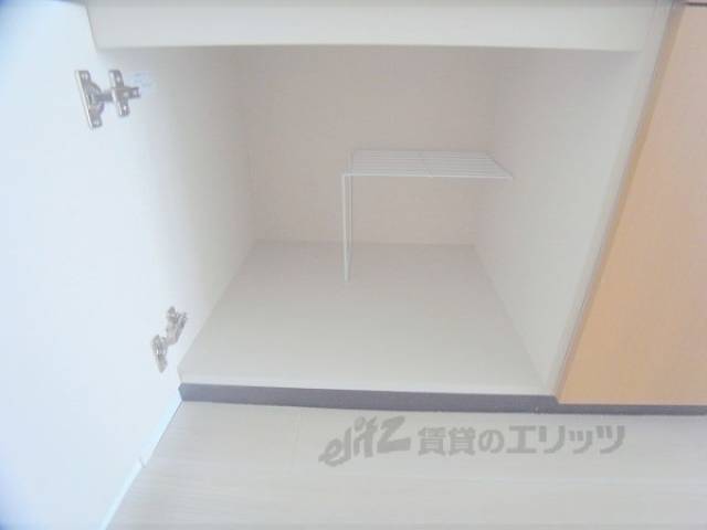 収納　キッチン