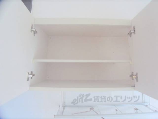 収納　キッチン