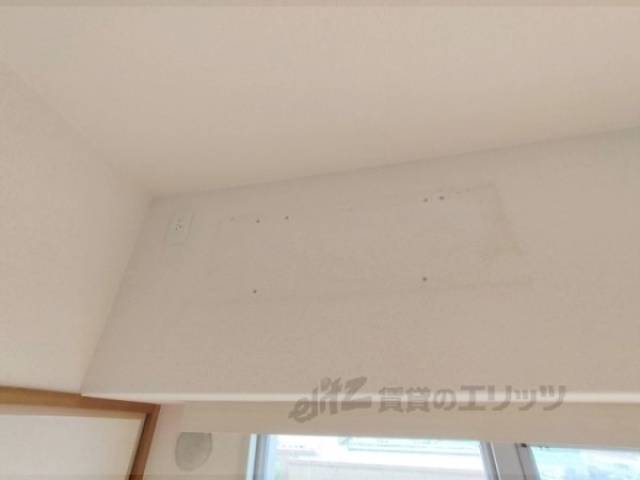 エアコン　設置場所