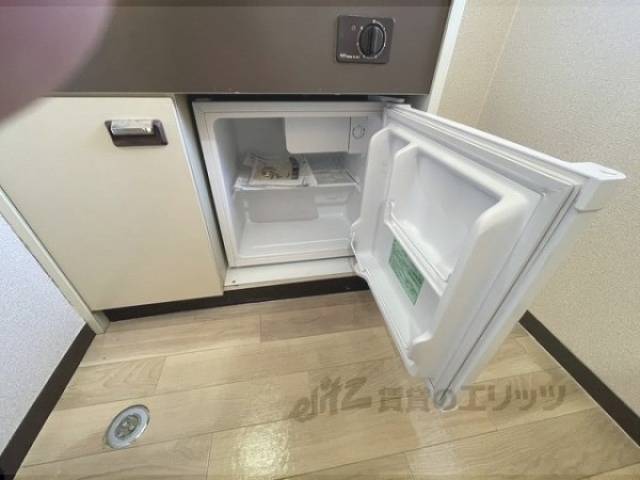 キッチン　冷蔵庫