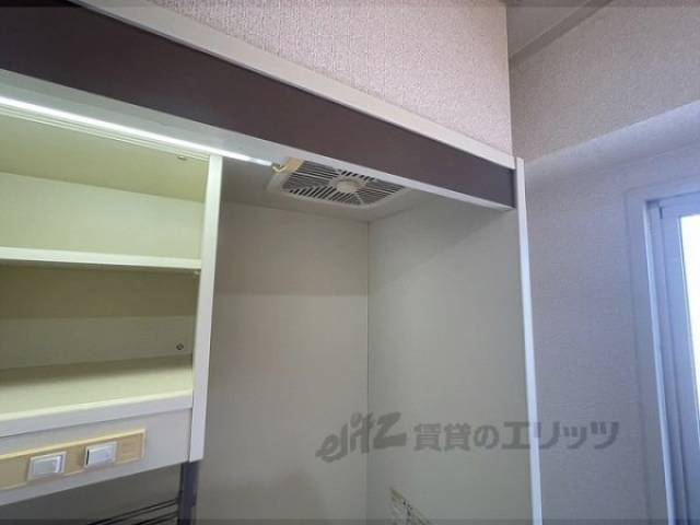 キッチン　換気扇