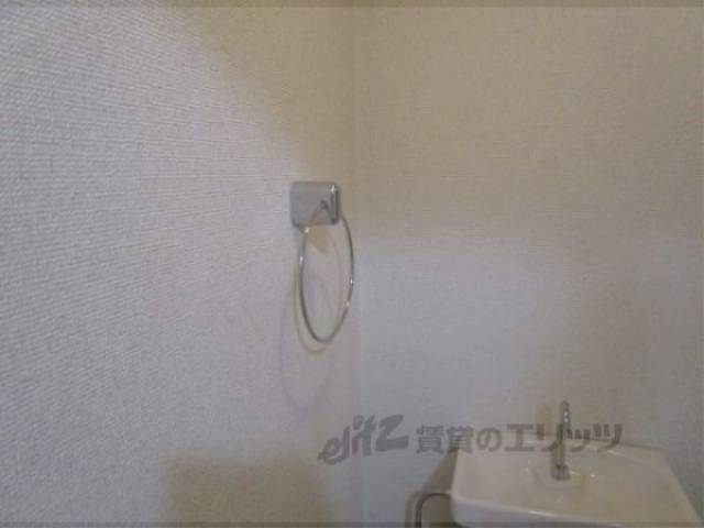 トイレ　タオル掛け