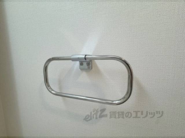 洗面所　タオル掛け