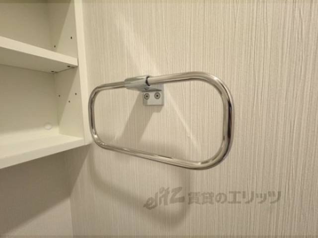 トイレ　タオル掛け