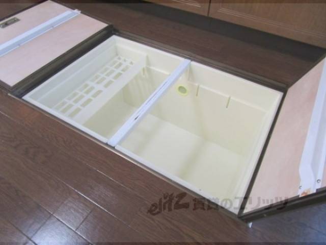 床下収納