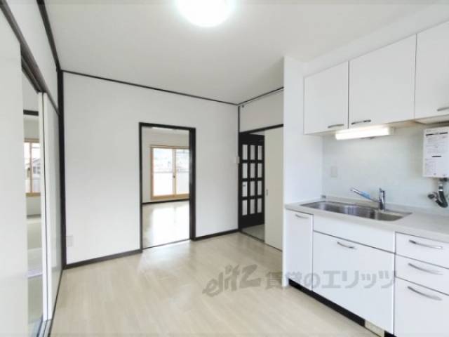 キッチン　ダイニング