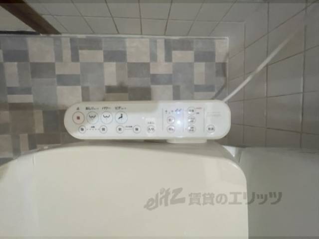 トイレ　洗浄機能付き