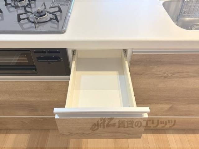 キッチン　収納