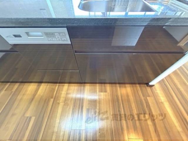 キッチン　下部収納