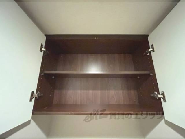 トイレ　上部収納