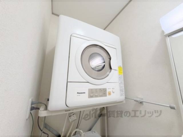 洗濯機置場　乾燥機つき