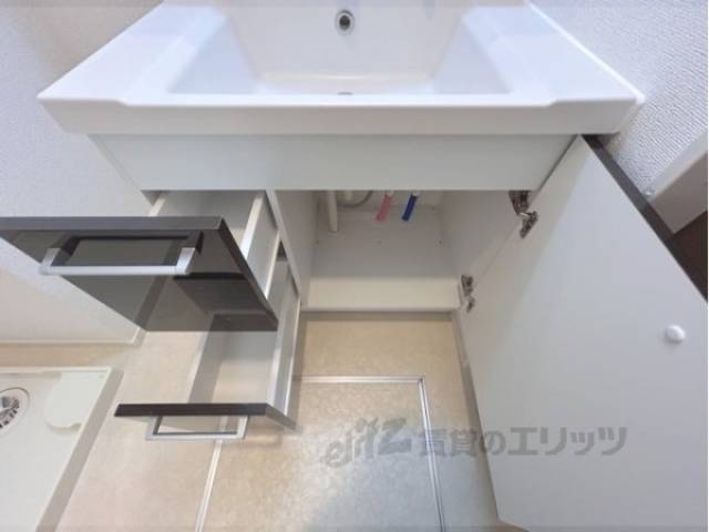 洗面所　収納