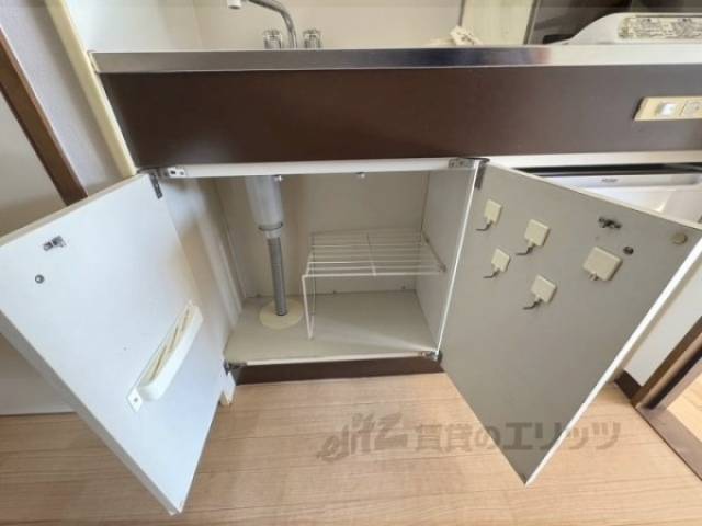 キッチン　収納