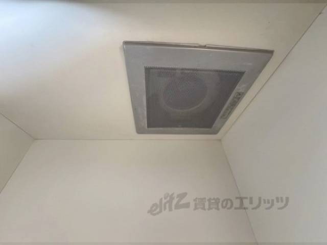 キッチン　換気扇