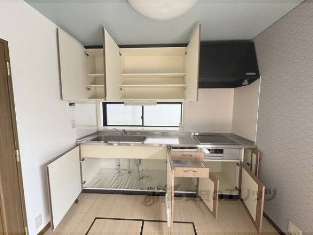 キッチン　収納