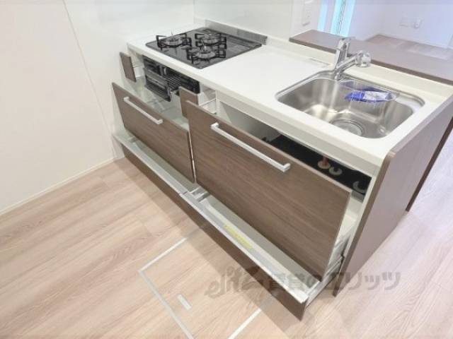 キッチン　下部収納