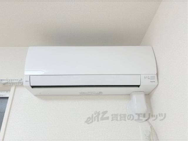 洋室　エアコン