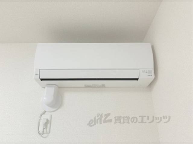 洋室　エアコン