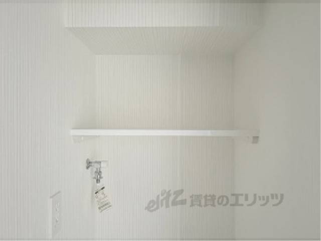 洗濯機置場　上部収納