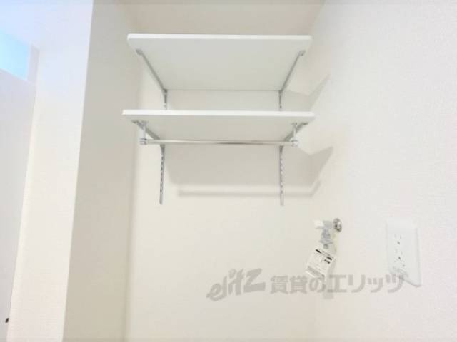 洗濯機置場　棚