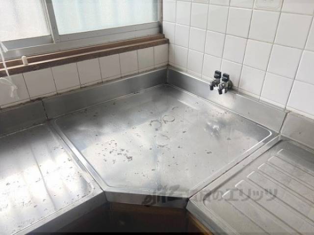 キッチン　コンロ置き場