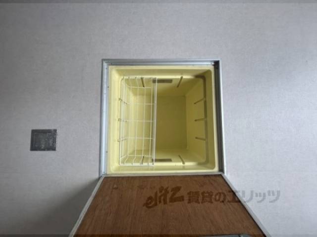 床下収納