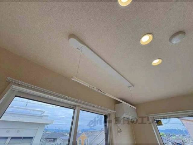 ホスクリーン